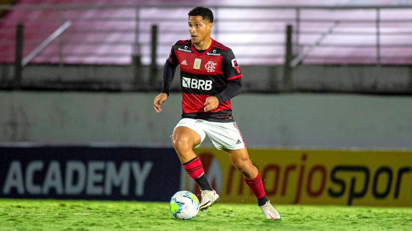 Breiller vê erro de Paulo Sousa ao deixar João Gomes no banco