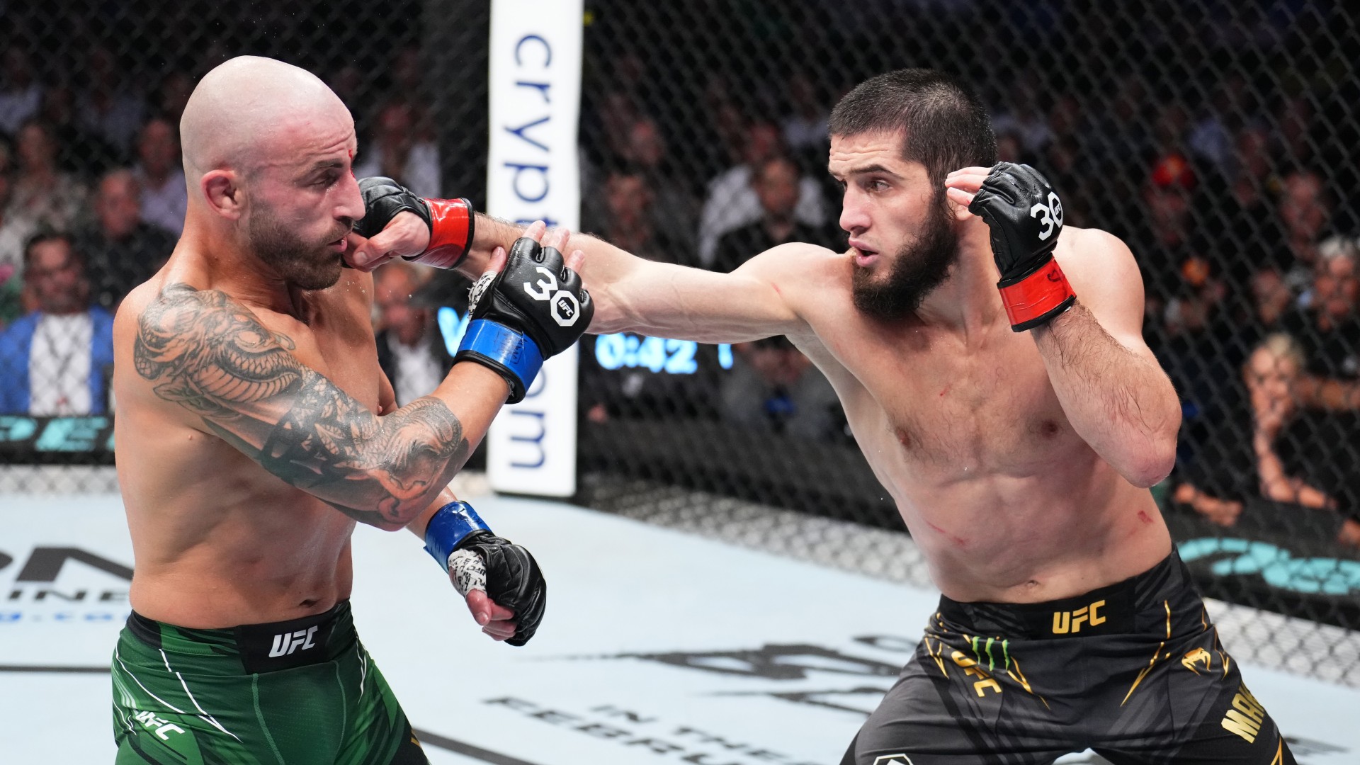 UFC 284 results: Islam Makhachev defeats Alex Volkanovski in thrilling champ vs. champ clash