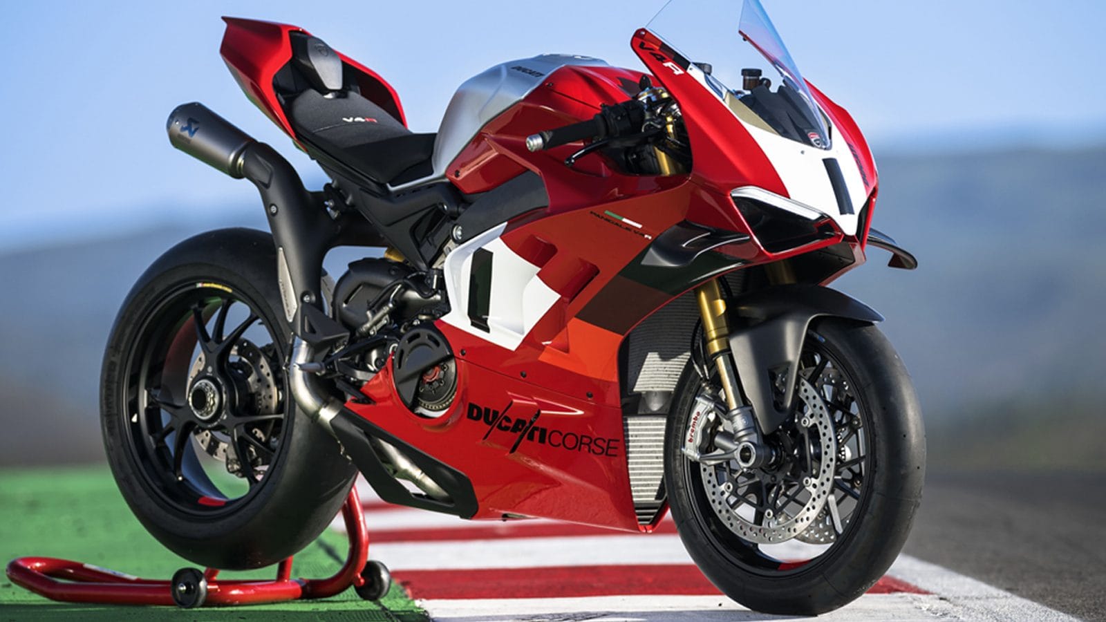 Ducati panigale v4 r 2025 hp