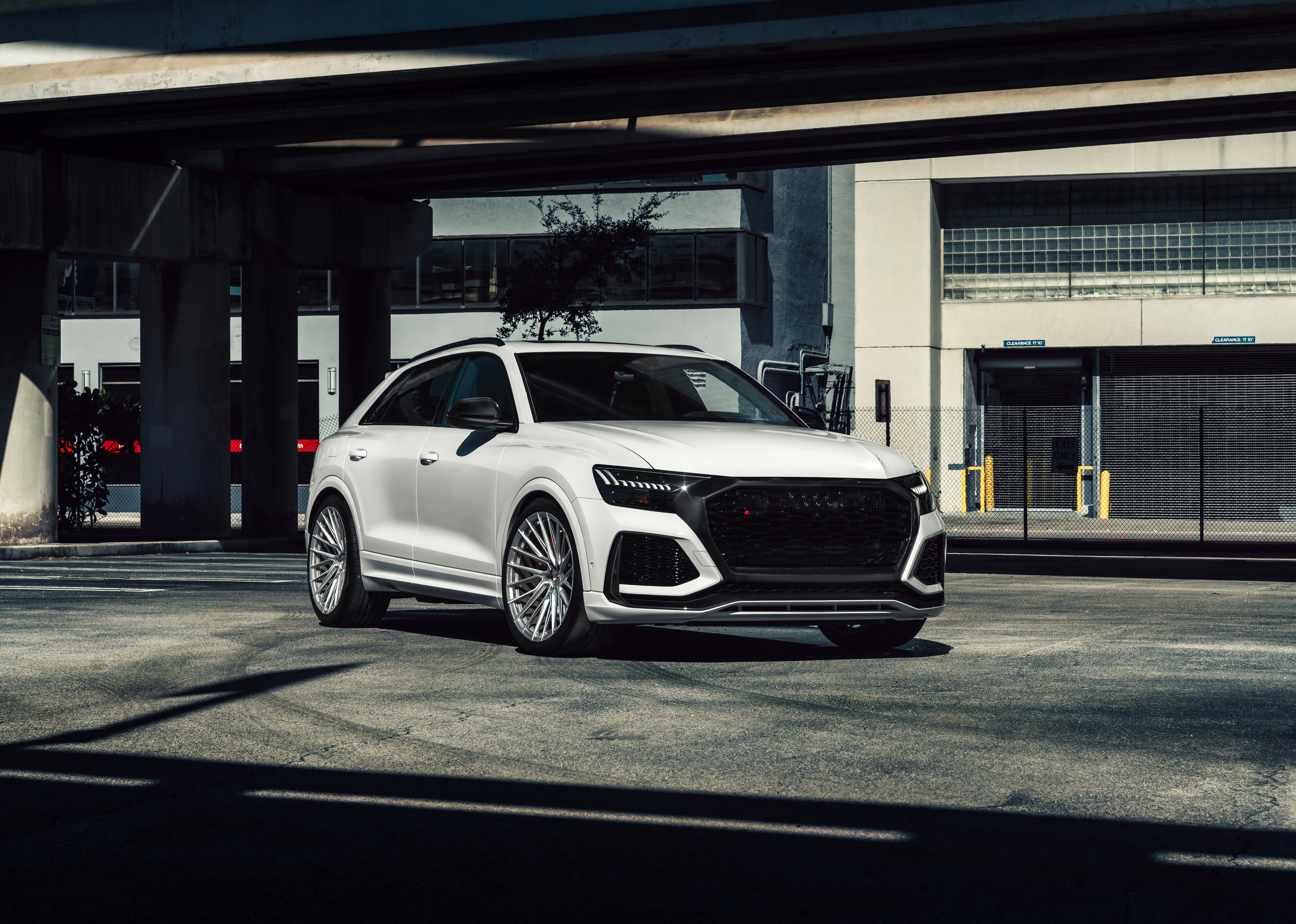 Audi RS Q8 Wallpaper 4K, 8K, White cars