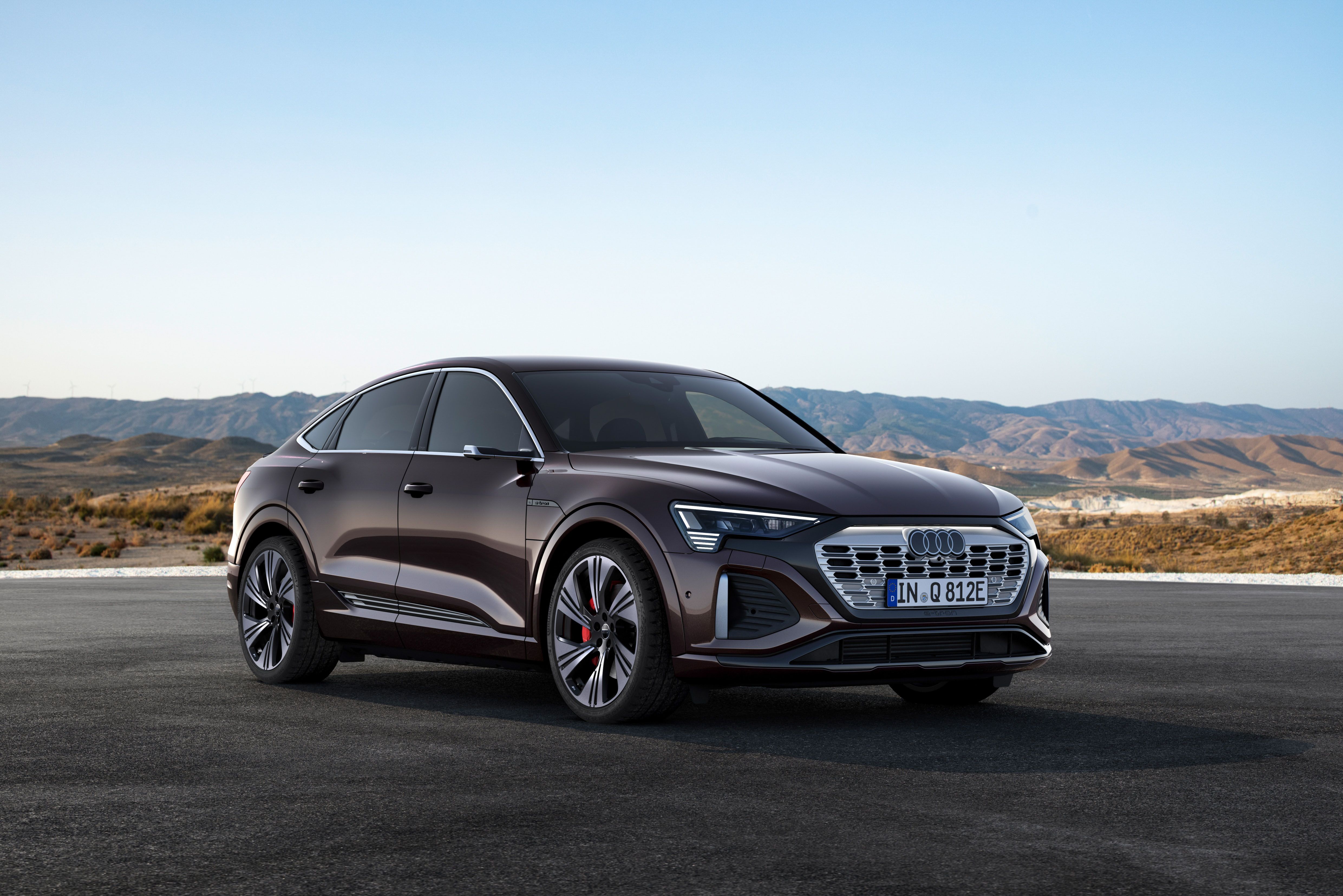 View Photo Of The 2024 Audi Q8 E Tron And SQ8 E Tron