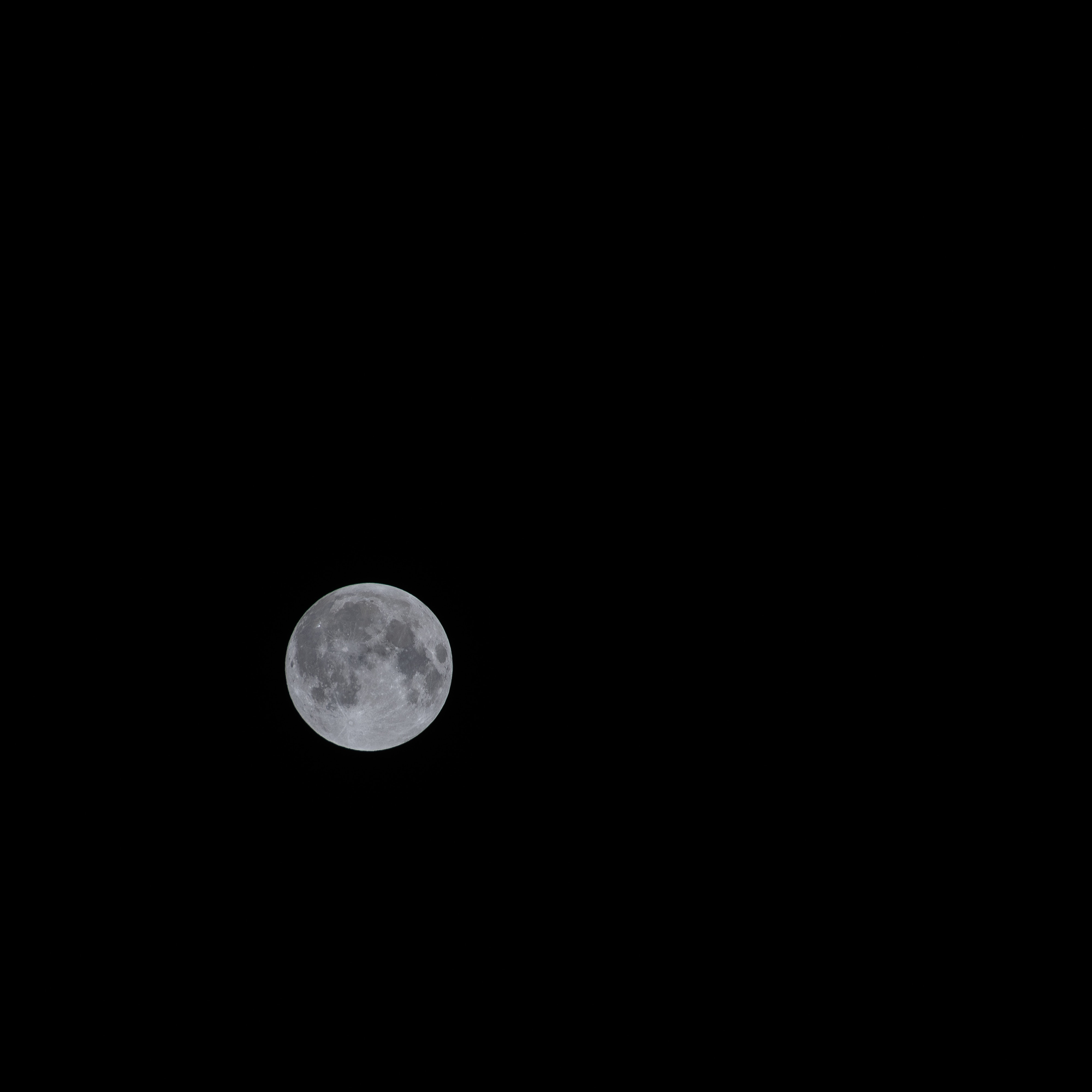 Download wallpaper 4000x4000 moon, full moon, space, satellite, bw HD background