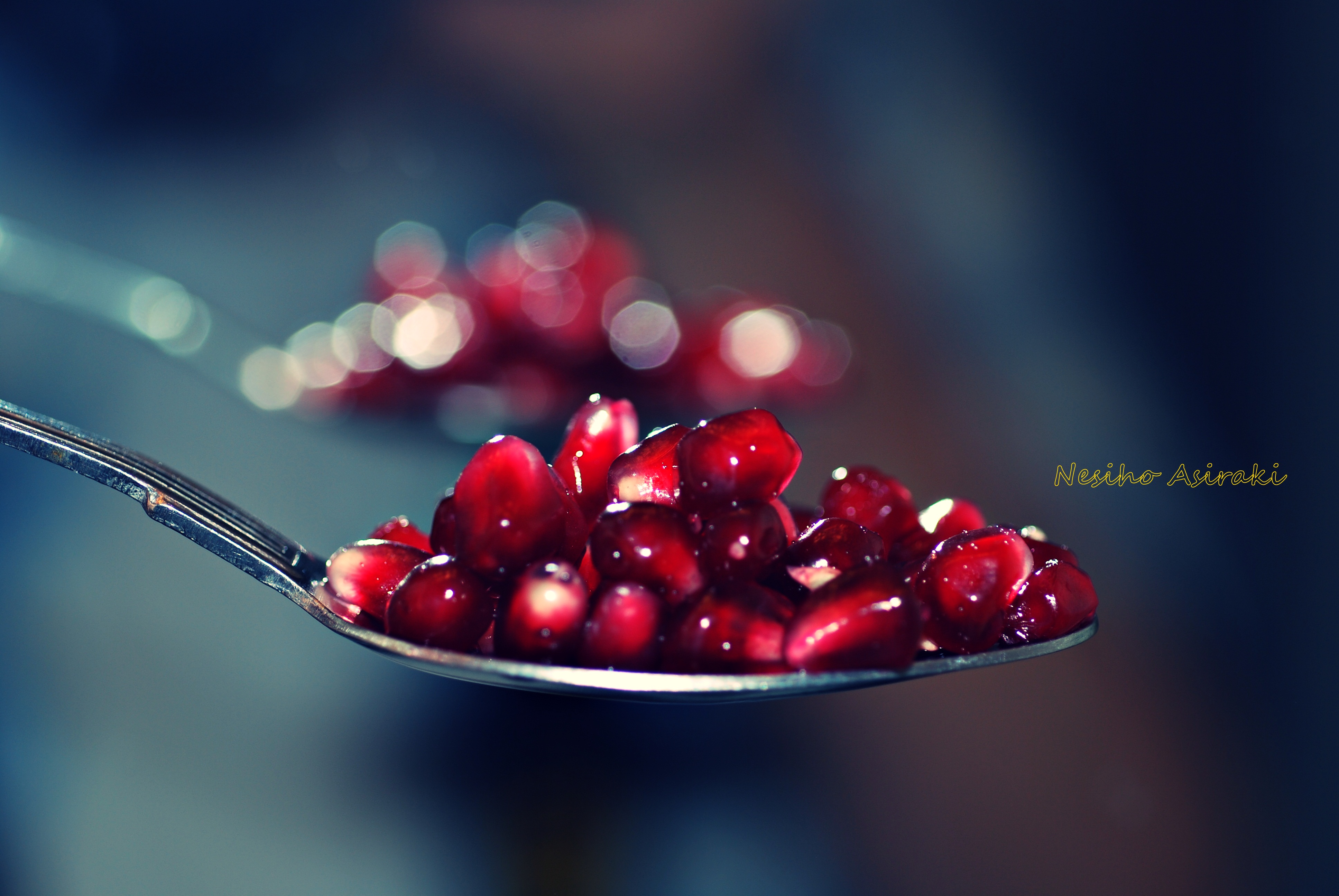 Wallpaper, life, light, red, food, love, fruit, pom, intense, flickr, heaven, peace, spoon, fave, kurdish, nar, pomagranate, fruitoflove, bloodcolor, hinar, nesiho 3872x2592