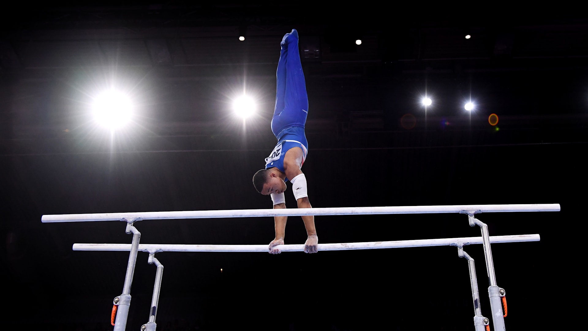 A bluffer's guide to artistic gymnastics: Parallel bars
