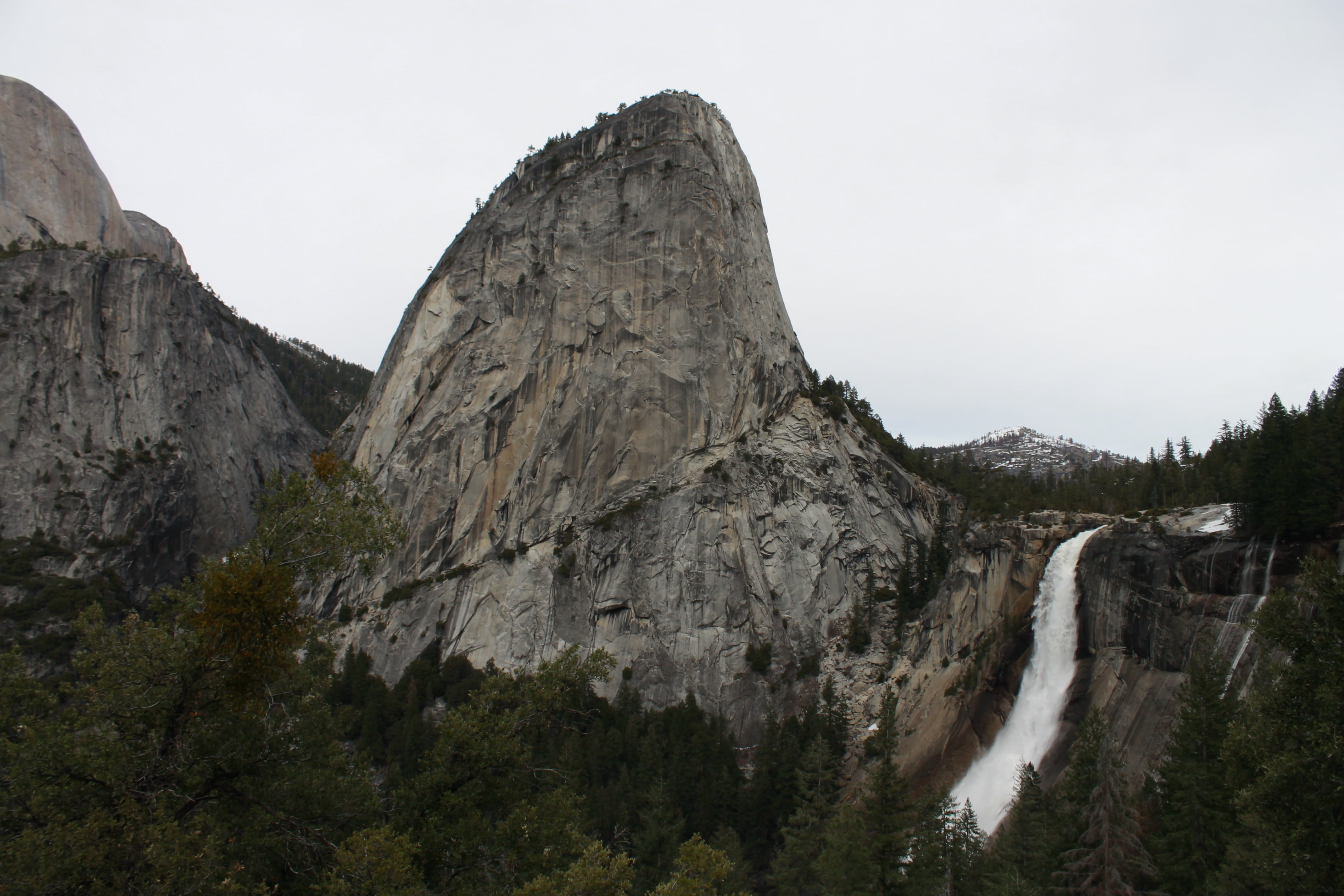 Wallpaper / yosemite, landmark, rock, environment, usa, america, national, fall, scenic, day, summer, autumn, valley, flowing water, travel destinations, mountain free download