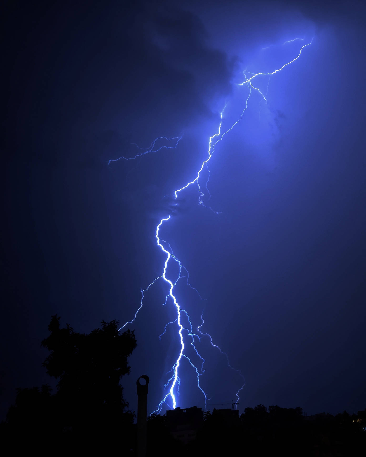 Download Blue Lightning Strike Wallpaper