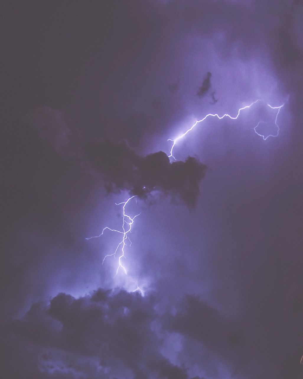 Aesthetic Lightning Wallpaper