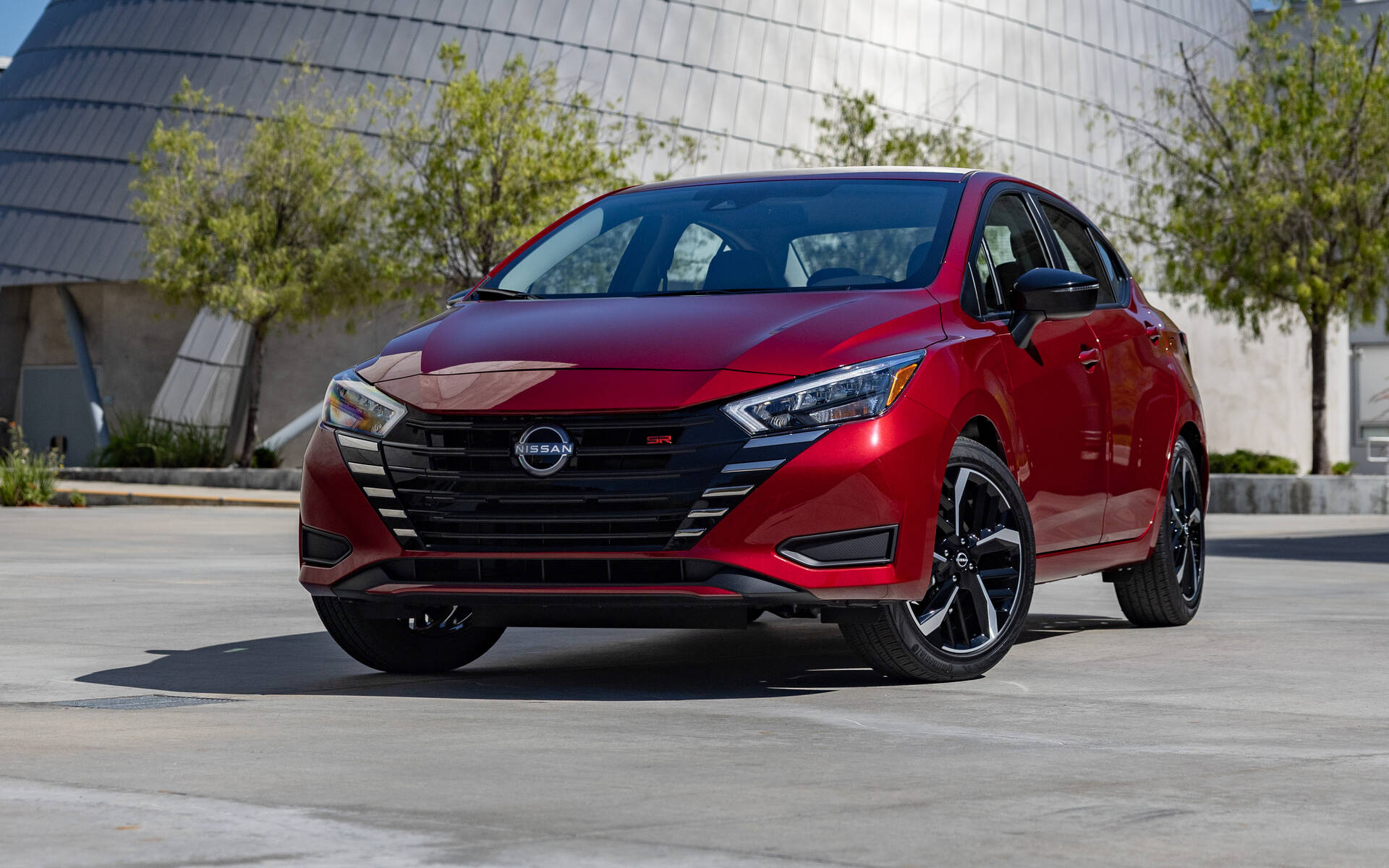 2023 Nissan Versa Sports New Mug, Larger Screen Car Guide