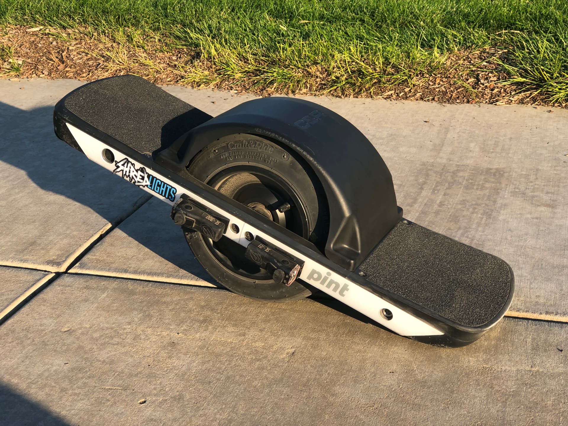 Onewheel Pint with Accessories.news: DIY Electric Skateboard Forums