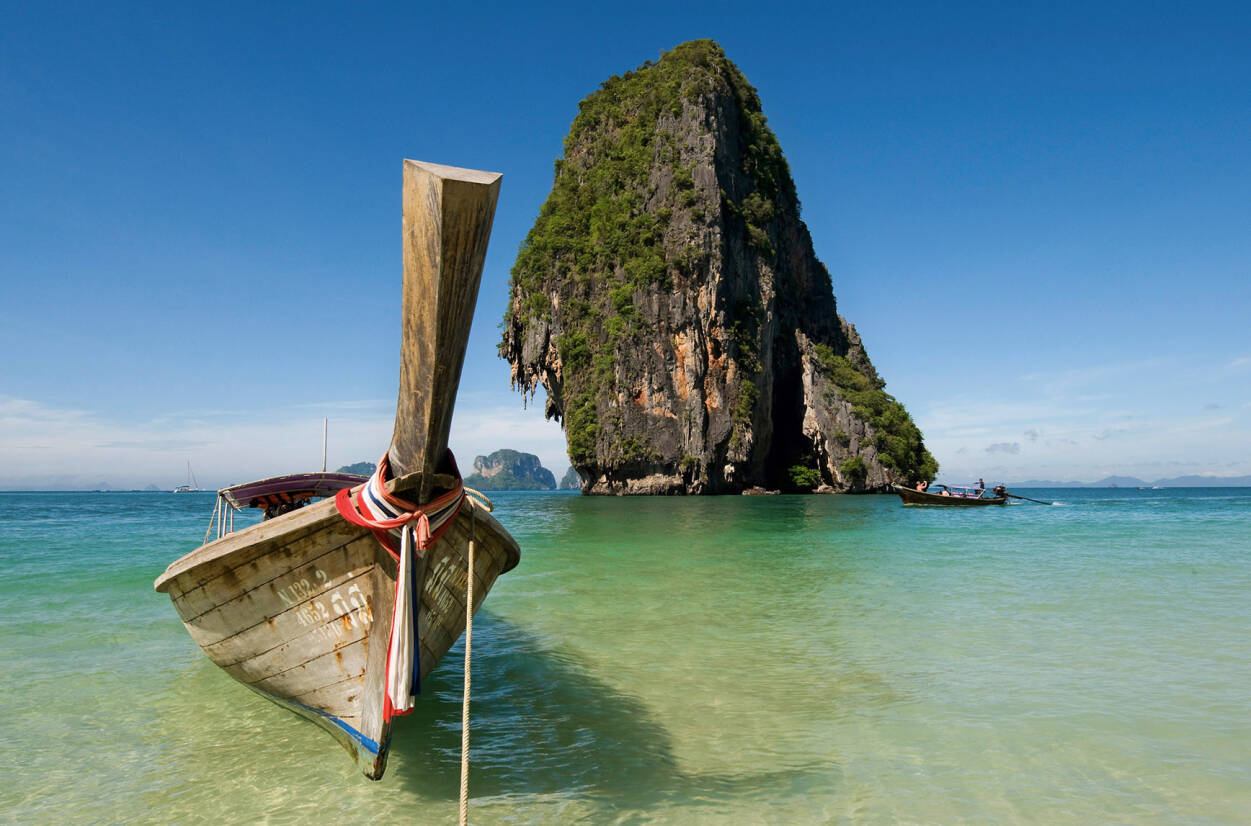 Livingwalls Photo wallpaper «Rowing boat» 036470