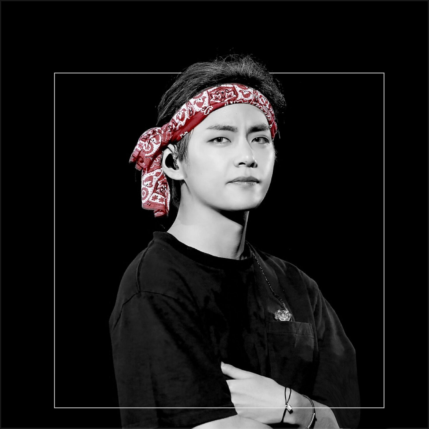 otakuelina V. Kim taehyung edit & wallpaper Dark mood