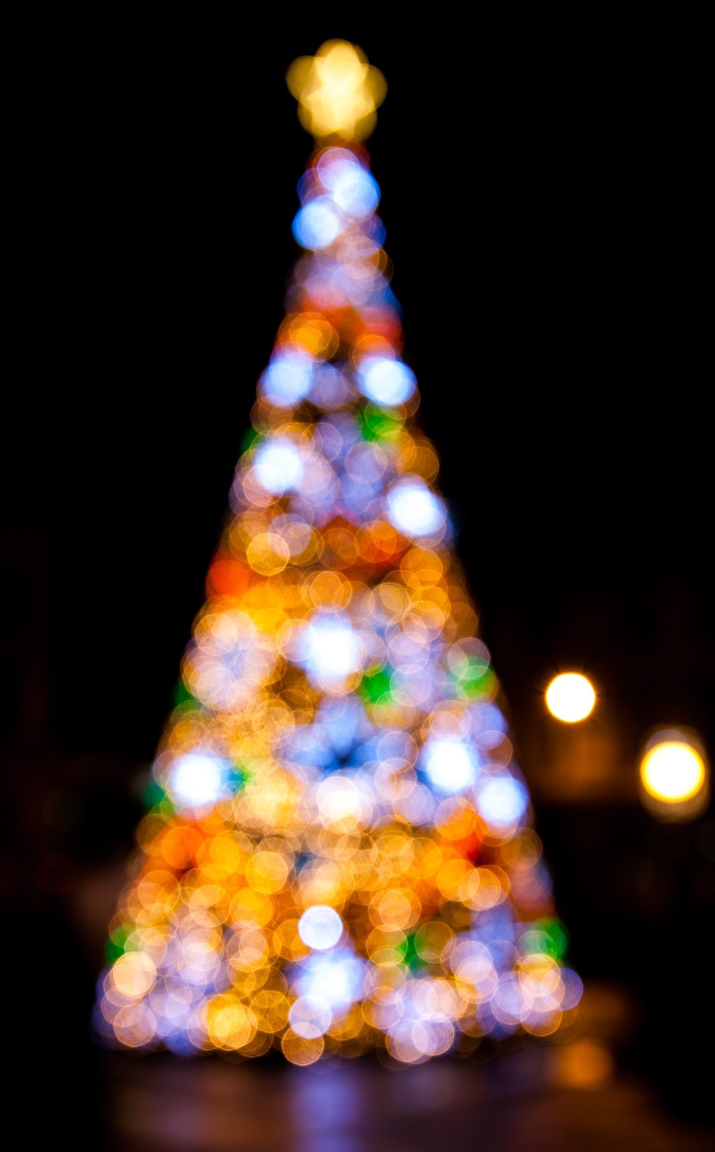 Aesthetic Christmas Wallpaper Background For iPhone (Free!)