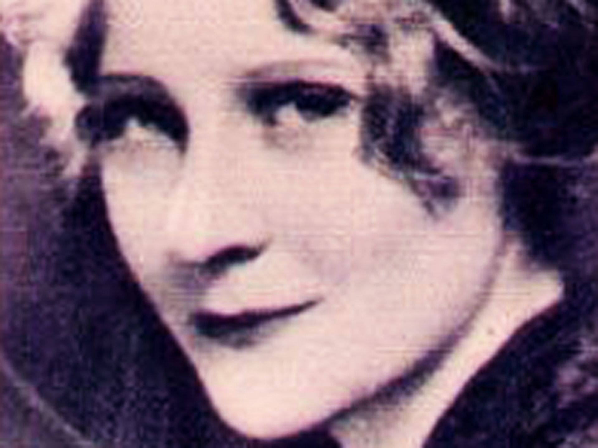 Peg Entwistle: The Ghost of the Hollywood Sign