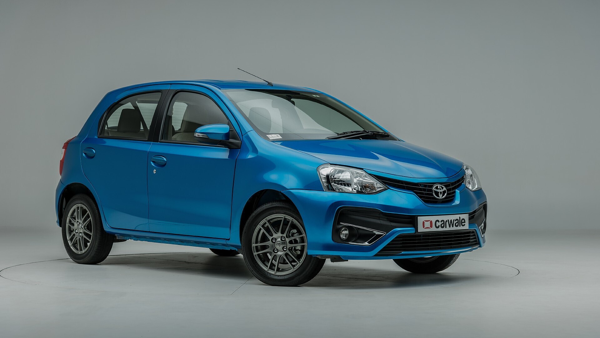 Toyota Etios Liva Image & Exterior Photo Gallery [Images]