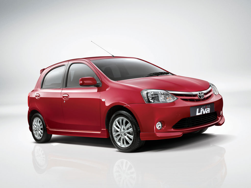 Toyota Etios Liva Front 3 Quarter