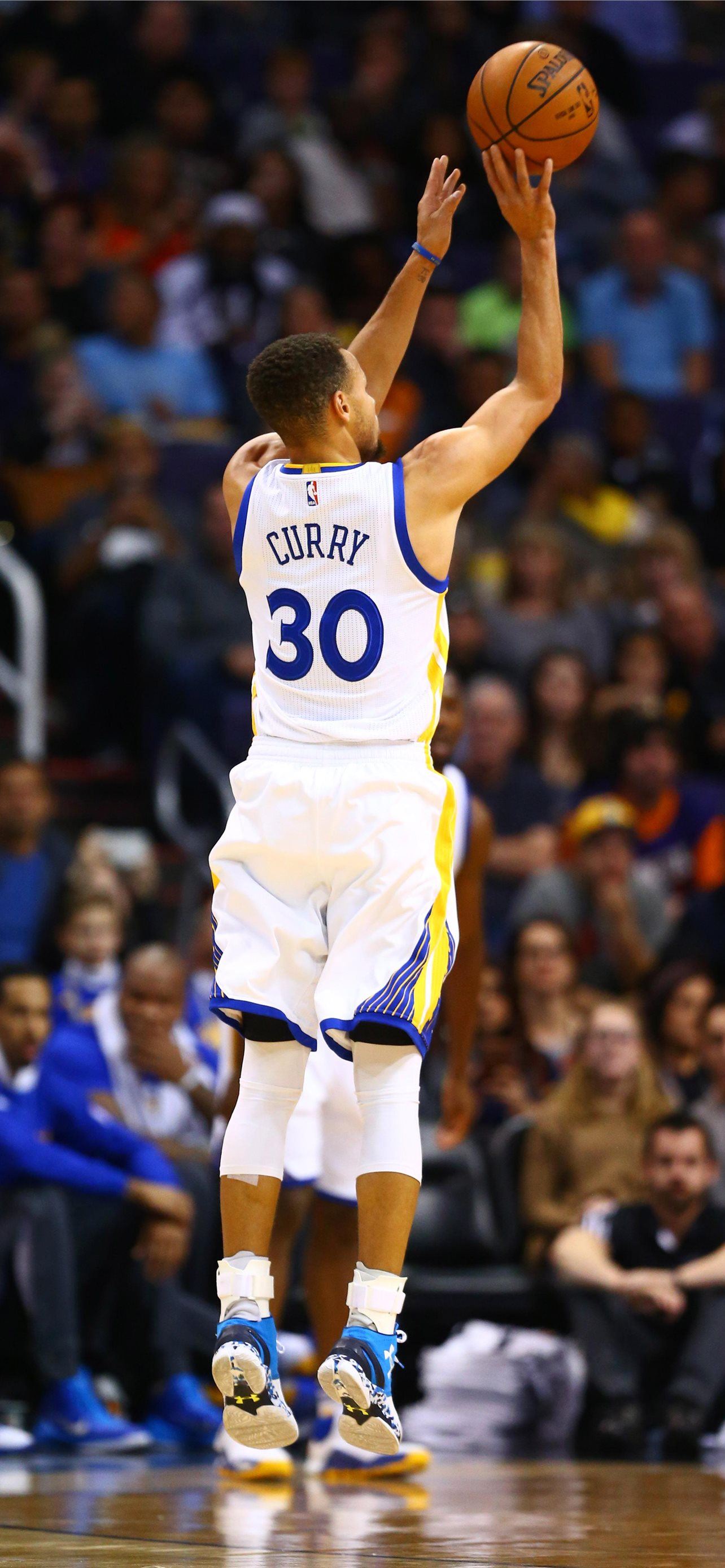 Steph Curry Shooting Wallpaper