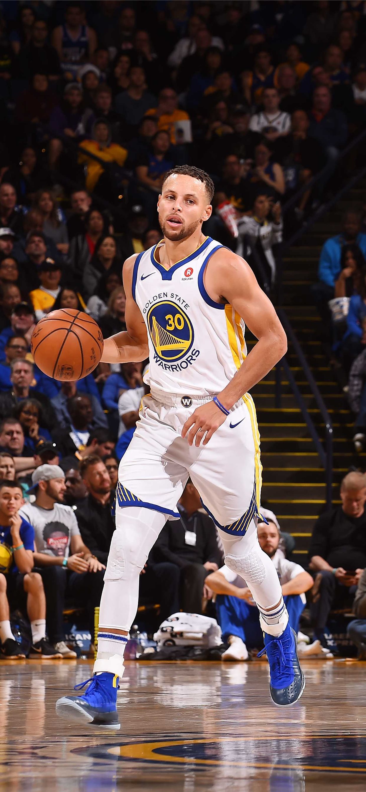 Stephen Curry 2018 Cave iPhone 11 Wallpaper Free Download