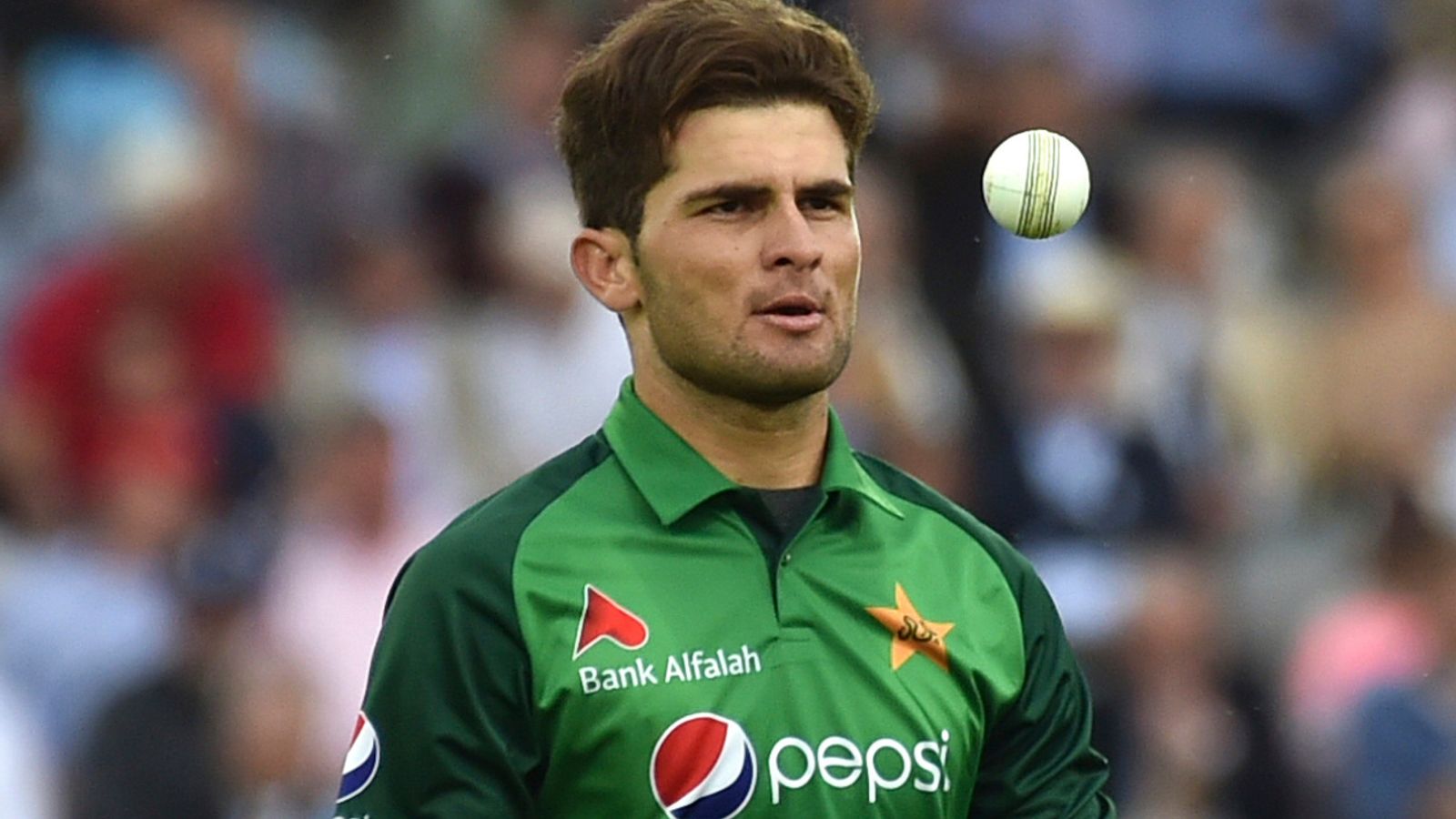 Shaheen Shah Afridi: Middlesex sign Pakistan pace bowler for 2022 season