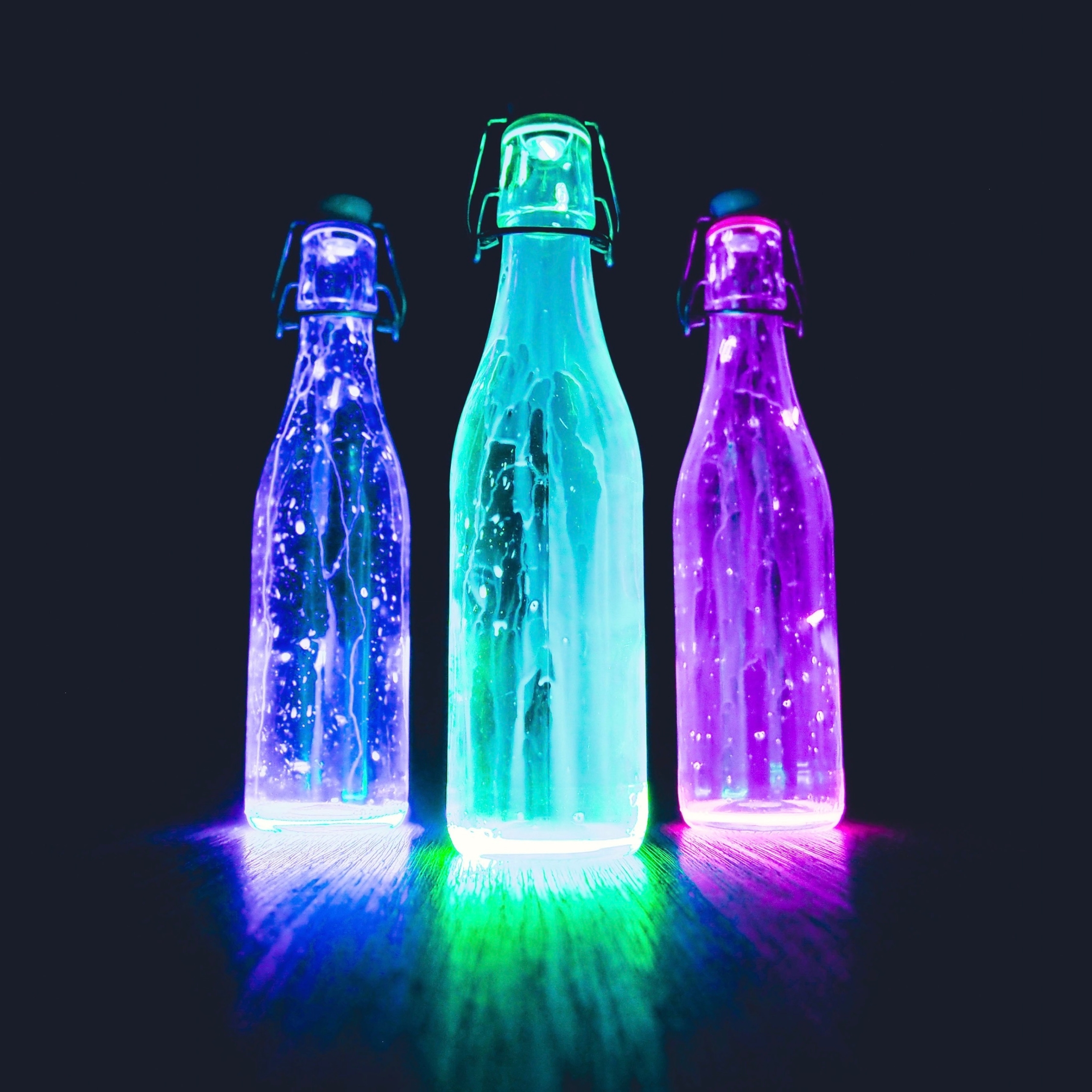Wallpaper Weekends: Neon iPhone and iPad Wallpaper