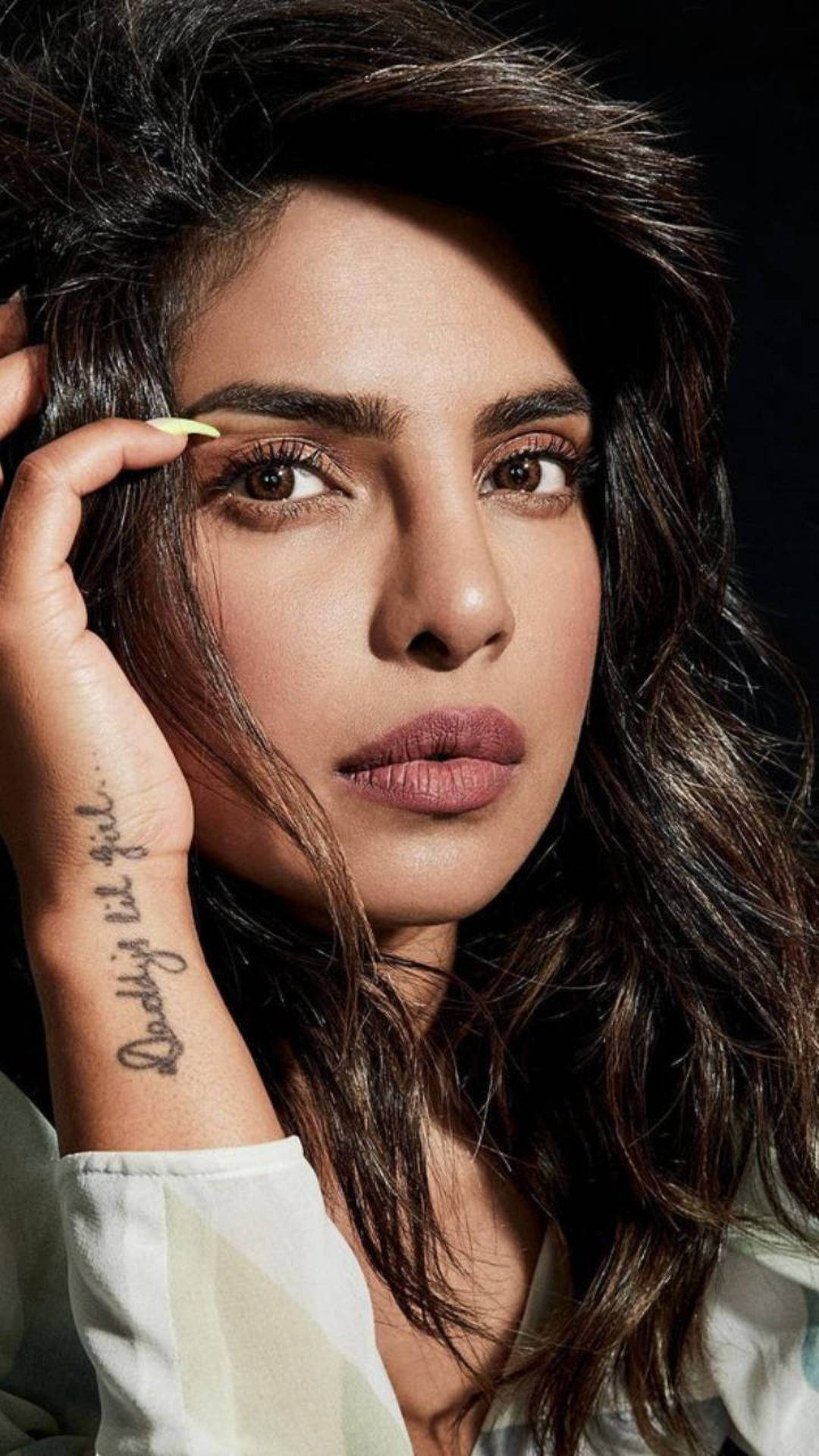 Download Priyanka Chopra Close Up Image