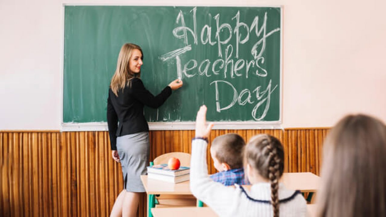 Free download World Teachers Day HD Wallpaper and Background image [1280x720] for your Desktop, Mobile & Tablet. Explore Teacher Wallpaper. Teacher Appreciation Week Wallpaper, Great Teacher Onizuka Wallpaper, Teacher Background