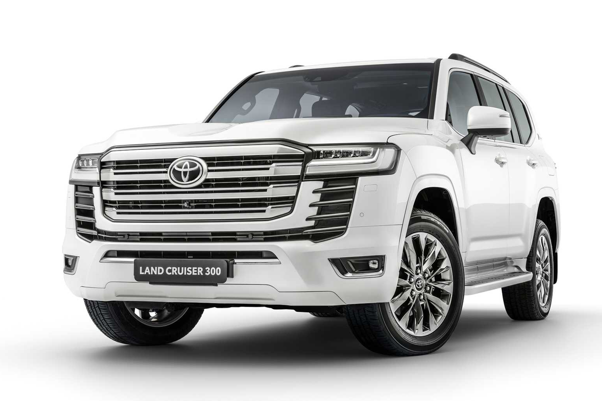 In Pics: 2022 Toyota Land Cruiser Revealed with New V6 Engine Design, Interiors, Features and More