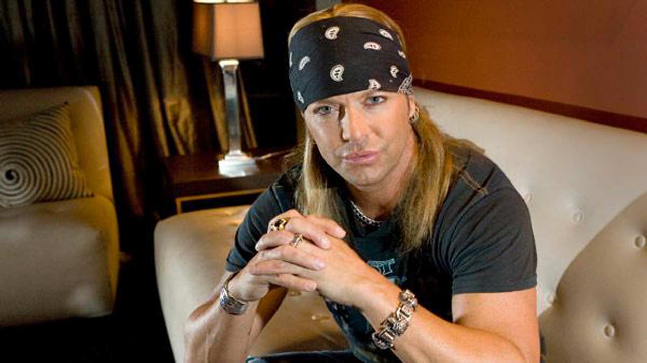 Bret Michaels suffers medical emergency at concert in New Hampshire