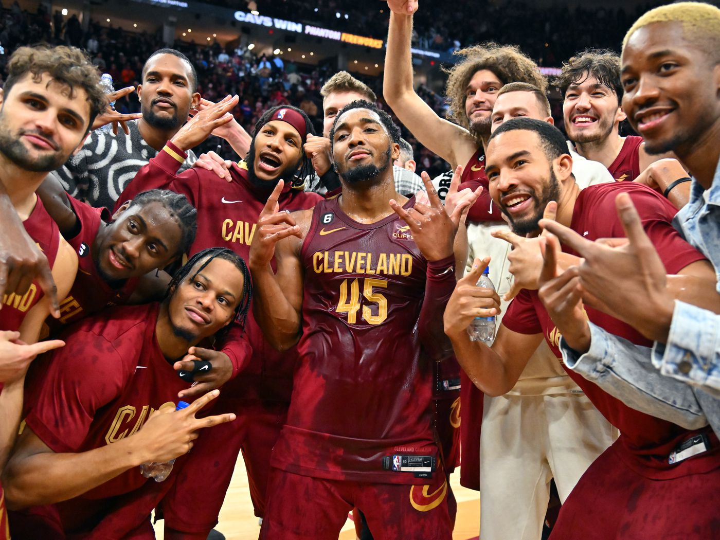 Donovan Mitchell Makes NBA History As Cleveland Cavaliers Defeat The Chicago Bulls 145 133 In Overtime The Sword
