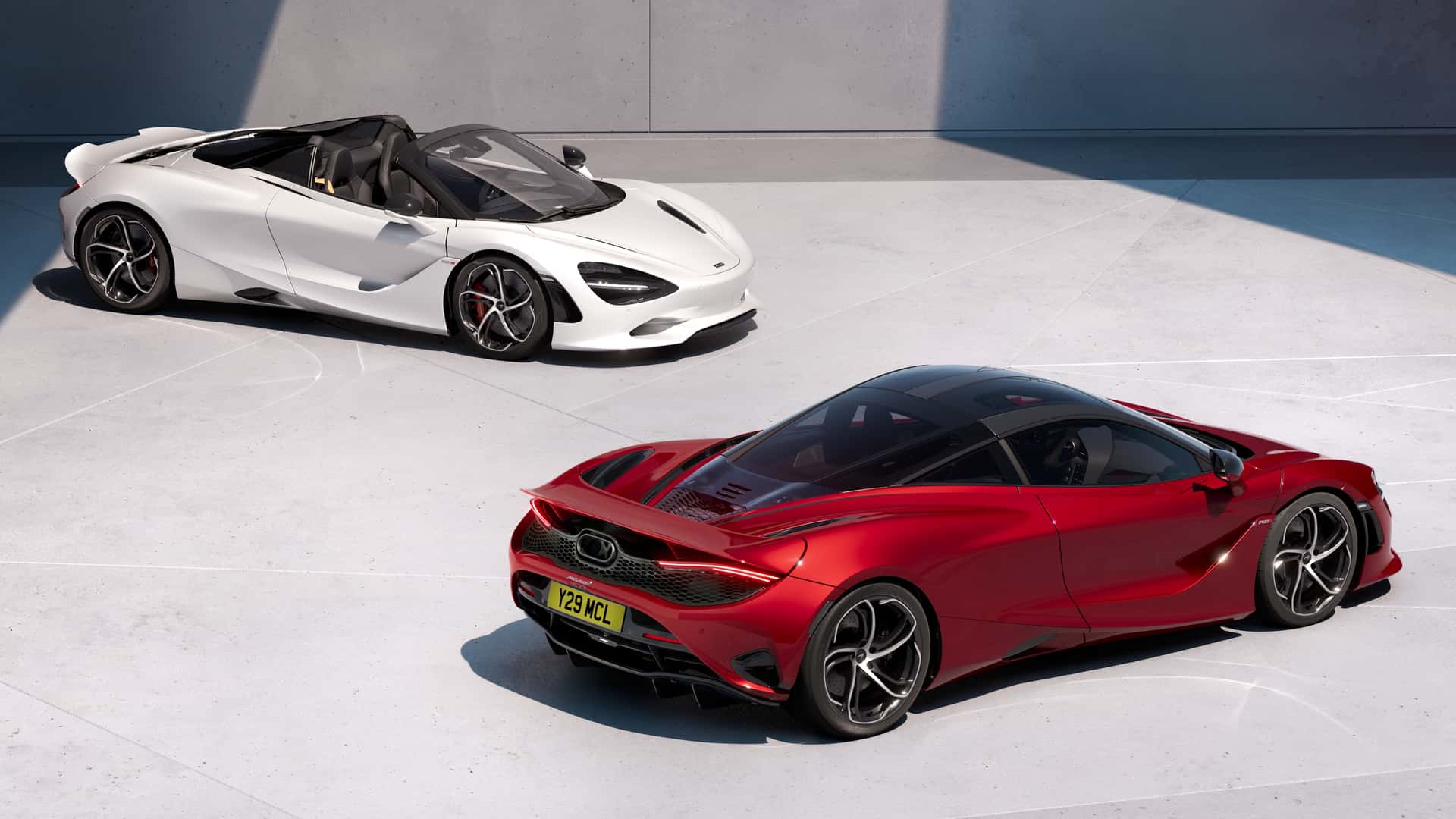 McLaren 750S Coupé and Spider Revealed Packing 740 HP