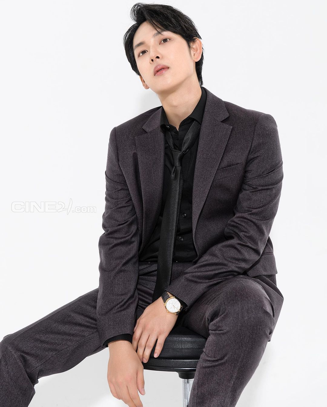 Im Siwan Net Worth 2022: How Much Did the 'Tracer' Actor Earn From His Dramas?