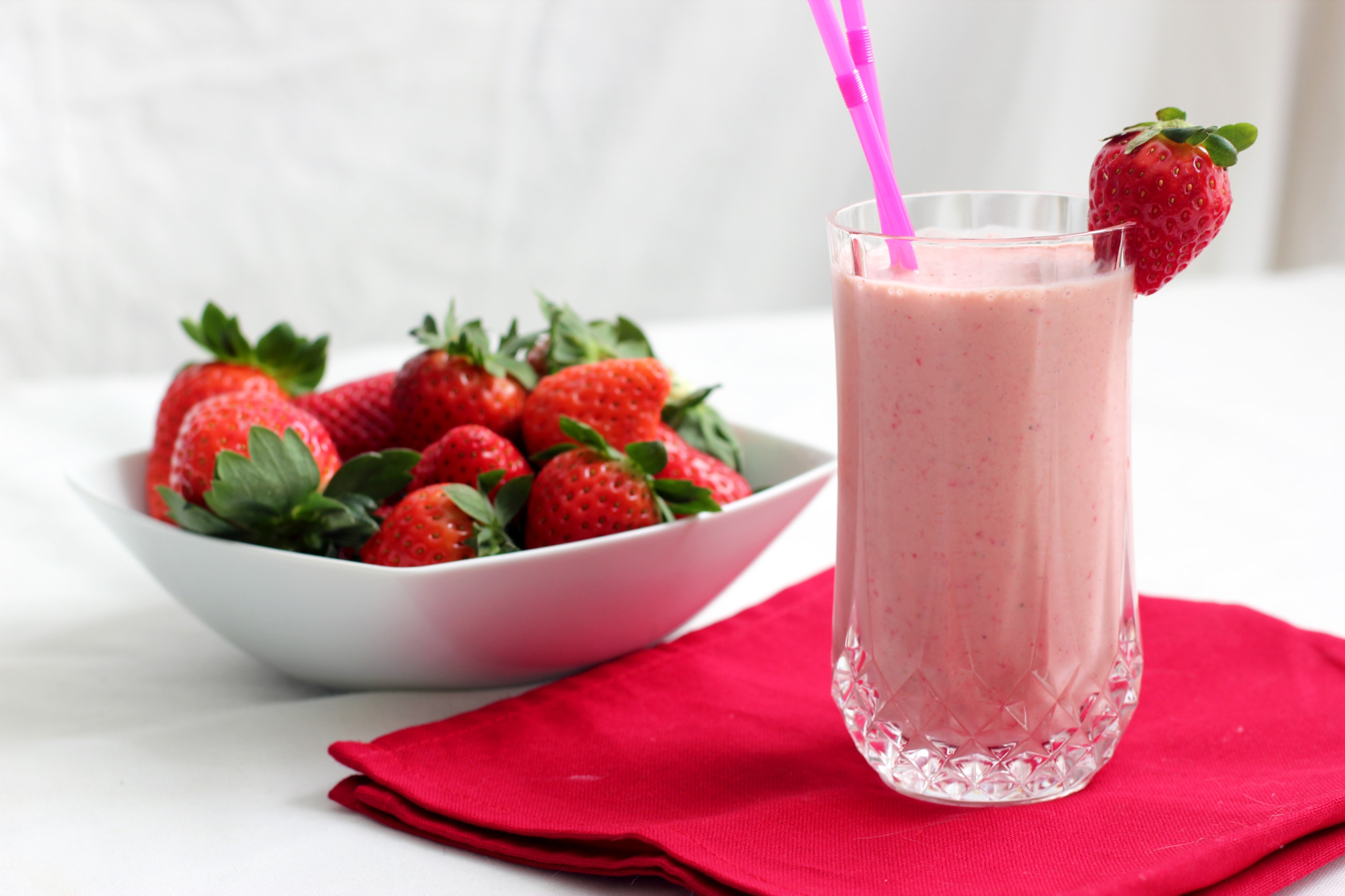 strawberry milkshake Gallery HD Wallpaper