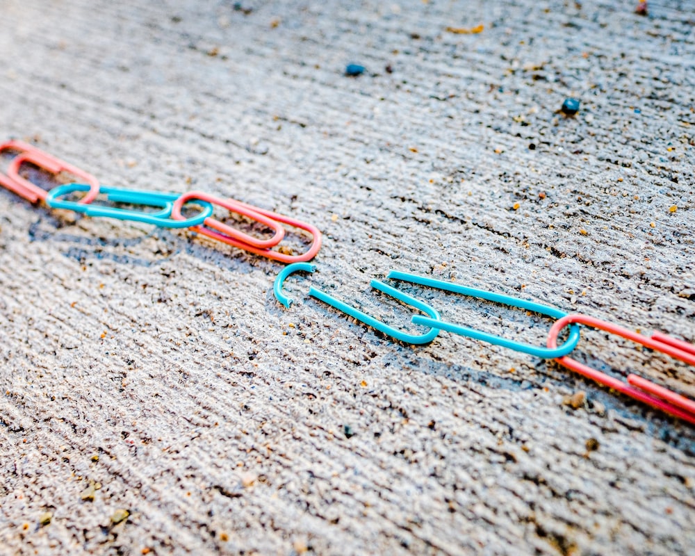 Broken Chain Picture. Download Free Image