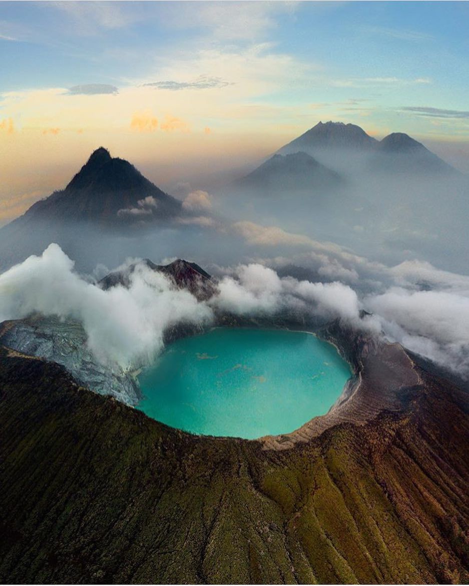 Kawah Ijen Volcano. East Java. Gunung berapi, Taman nasional, Pemandangan