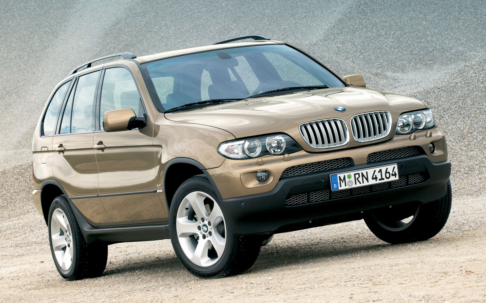 BMW X5 and HD Image