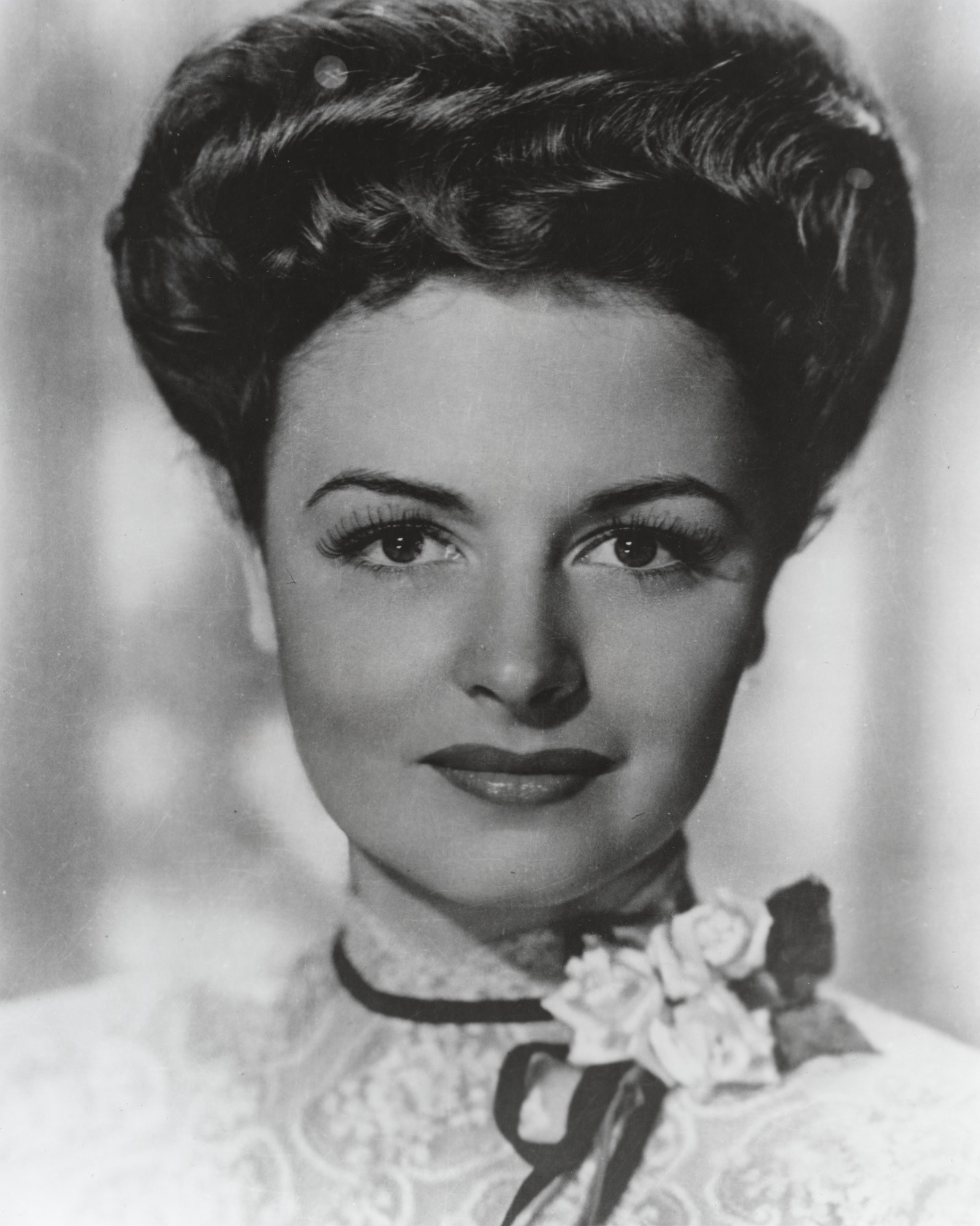 Download Latest HD Wallpaper of, Celebrities, Donna Reed