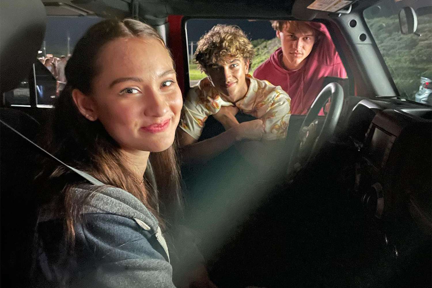 The Summer I Turned Pretty Cast Behind The Scenes Photo