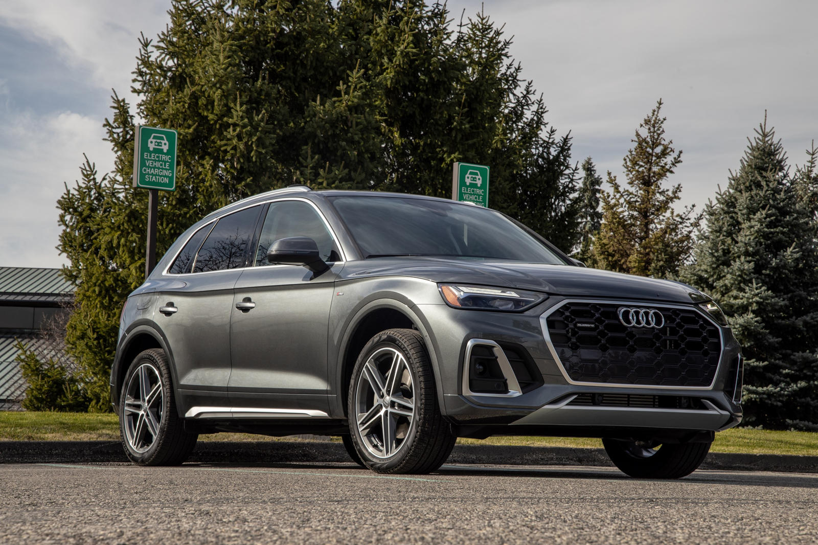 2023 Audi Q5 Hybrid Exterior Photo