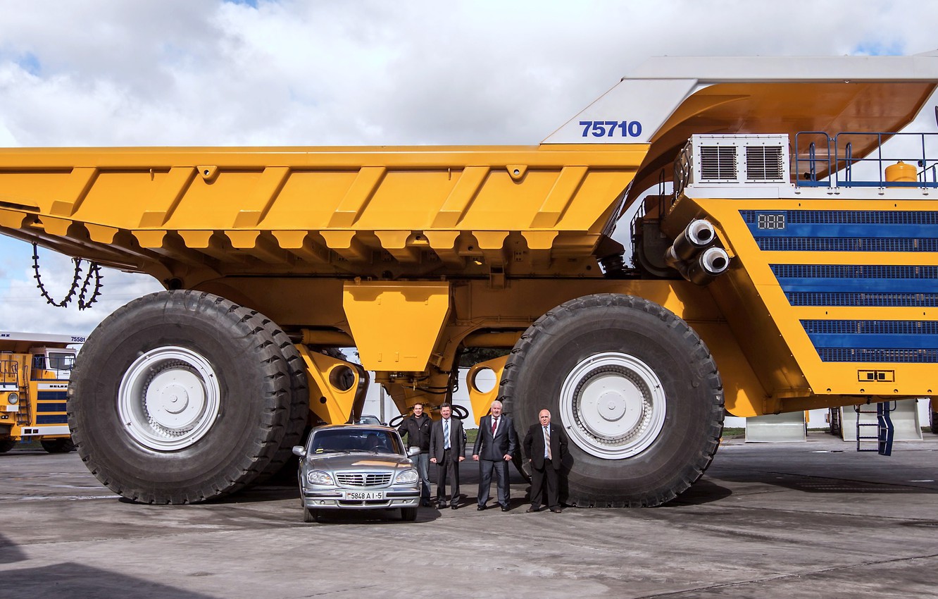 Wallpaper auto, people, giant, Volga, Belarus, dump truck, BelAZ image for desktop, section грузовики