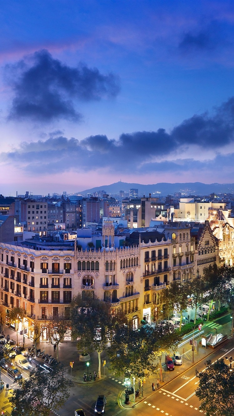 Wallpaper Spain, Barcelona, city night, street, road, architecture, lights, clouds 1920x1440 HD Picture, Image