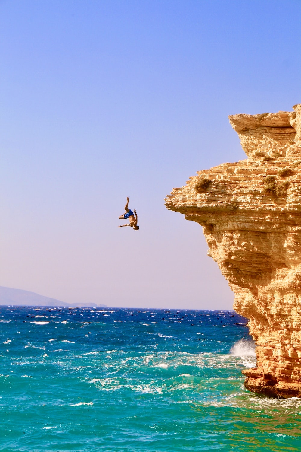 Cliff Diving Picture. Download Free Image