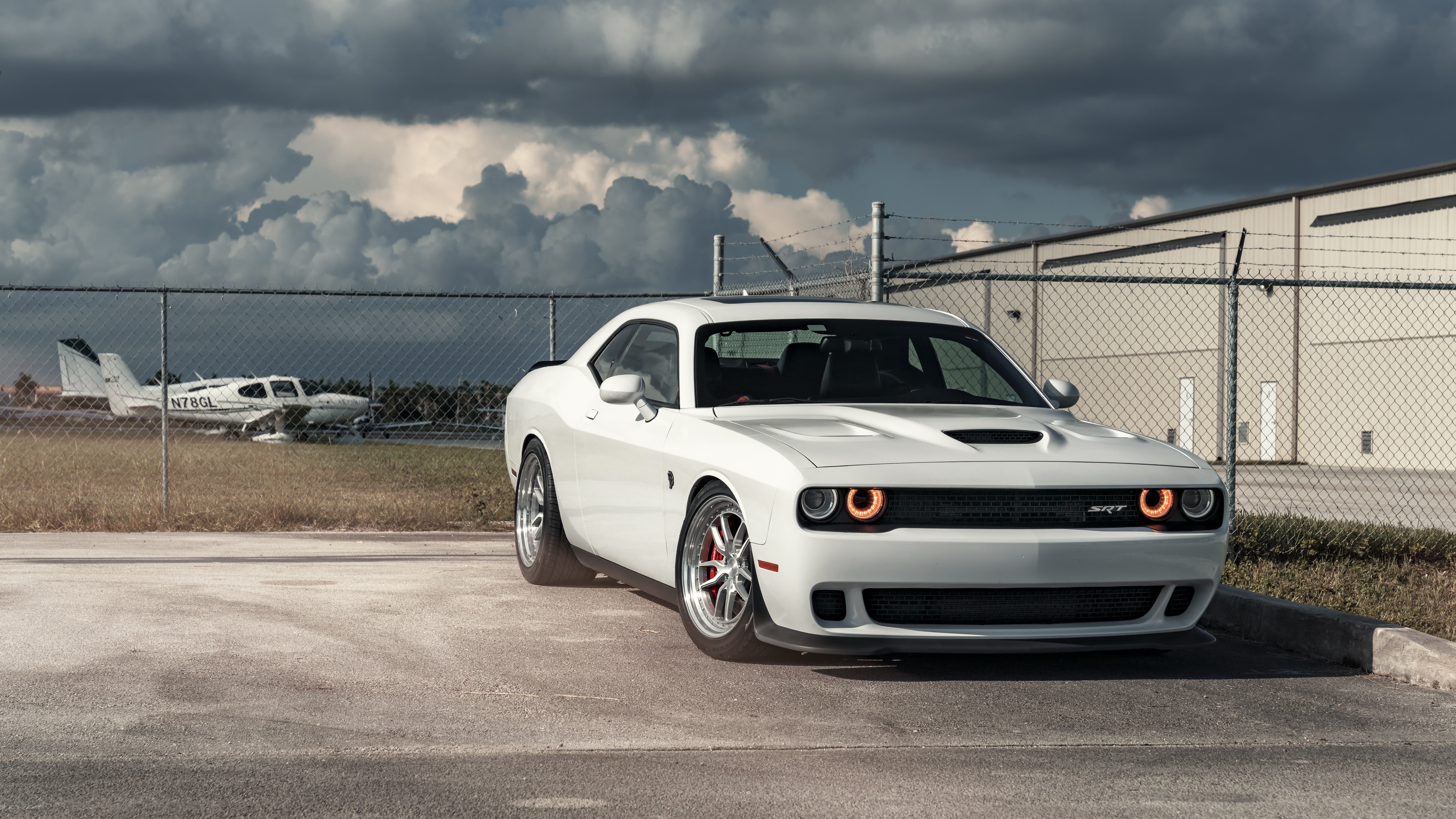 4K, 5K, 6K, 7K, Challenger, Hellcat, SRT, Dodge, White Gallery HD Wallpaper