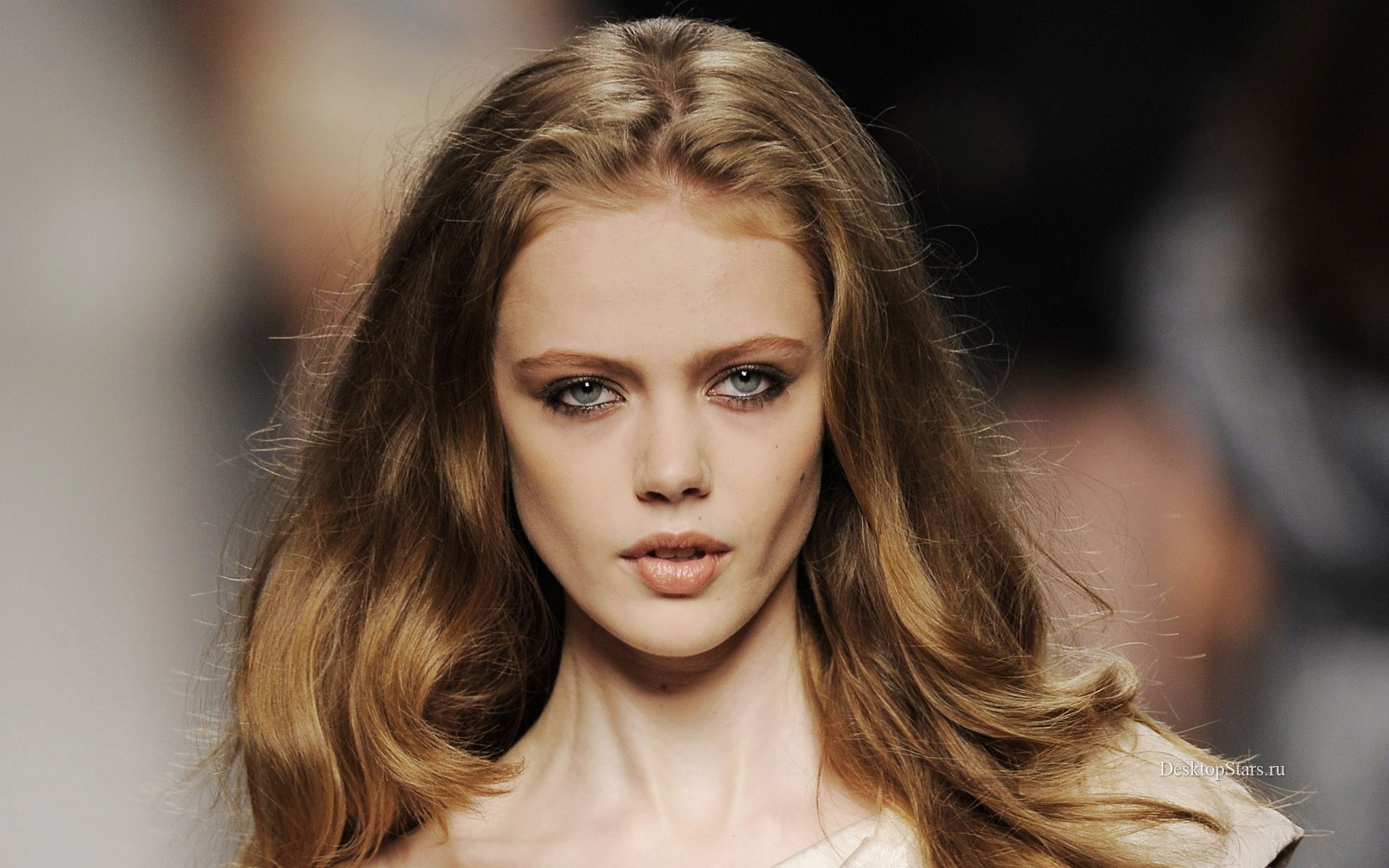 Frida Gustavsson HD Wallpaper