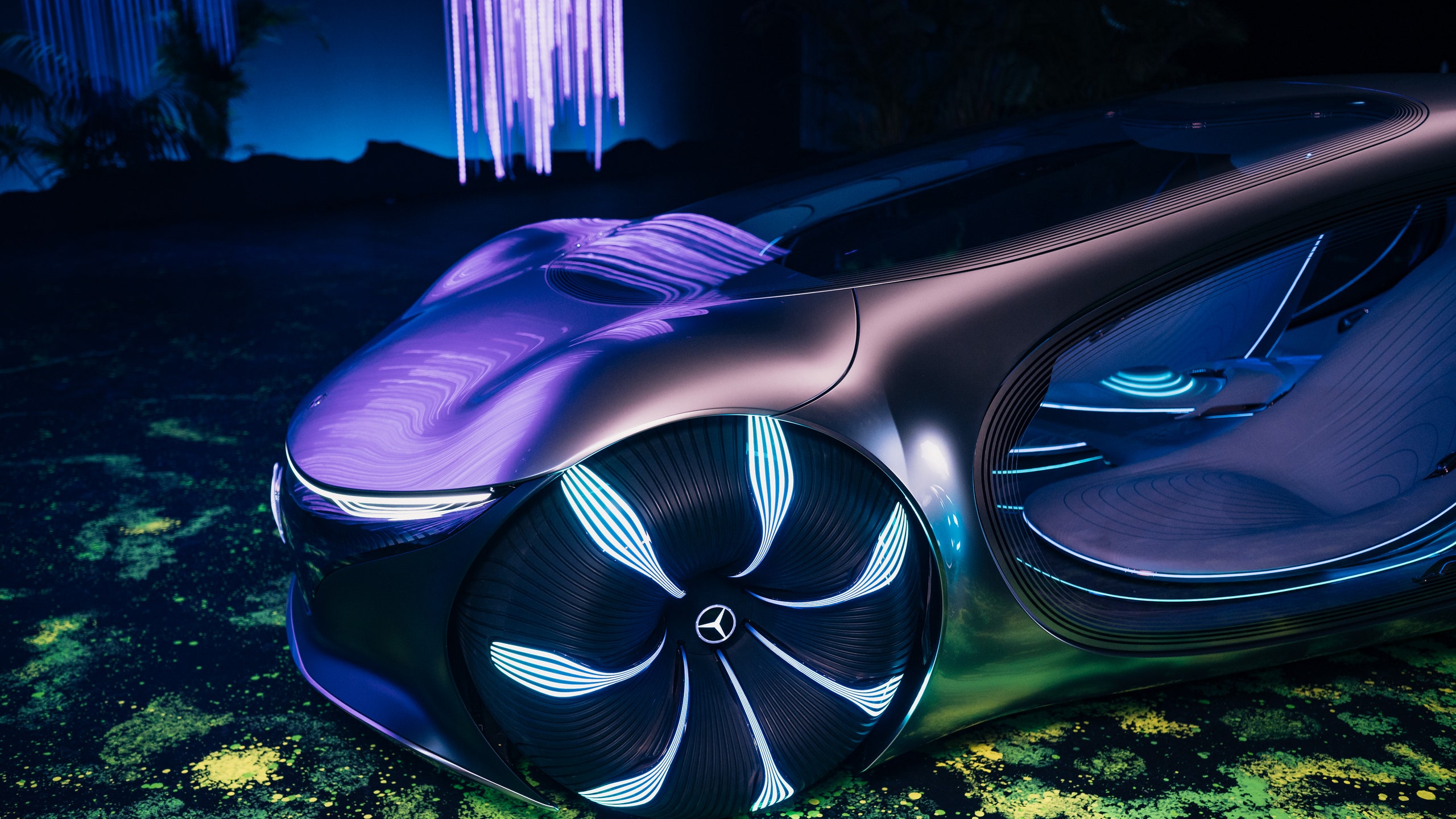 Mercedes Benz's New 'Avatar' Inspired Concept Is ALIIIIVE