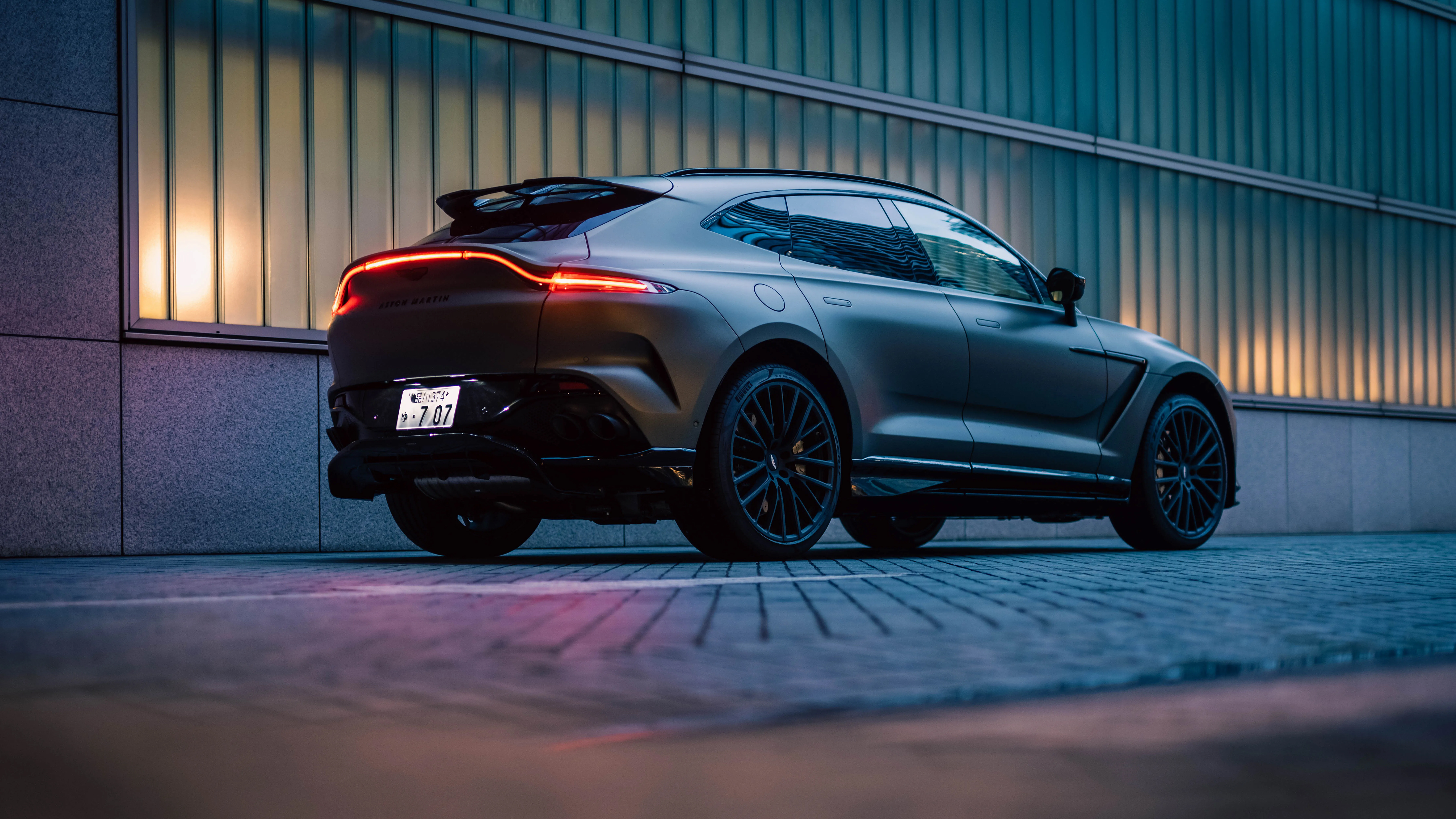 Aston Martin DBX707 2022 5K Wallpaper Car Wallpaper