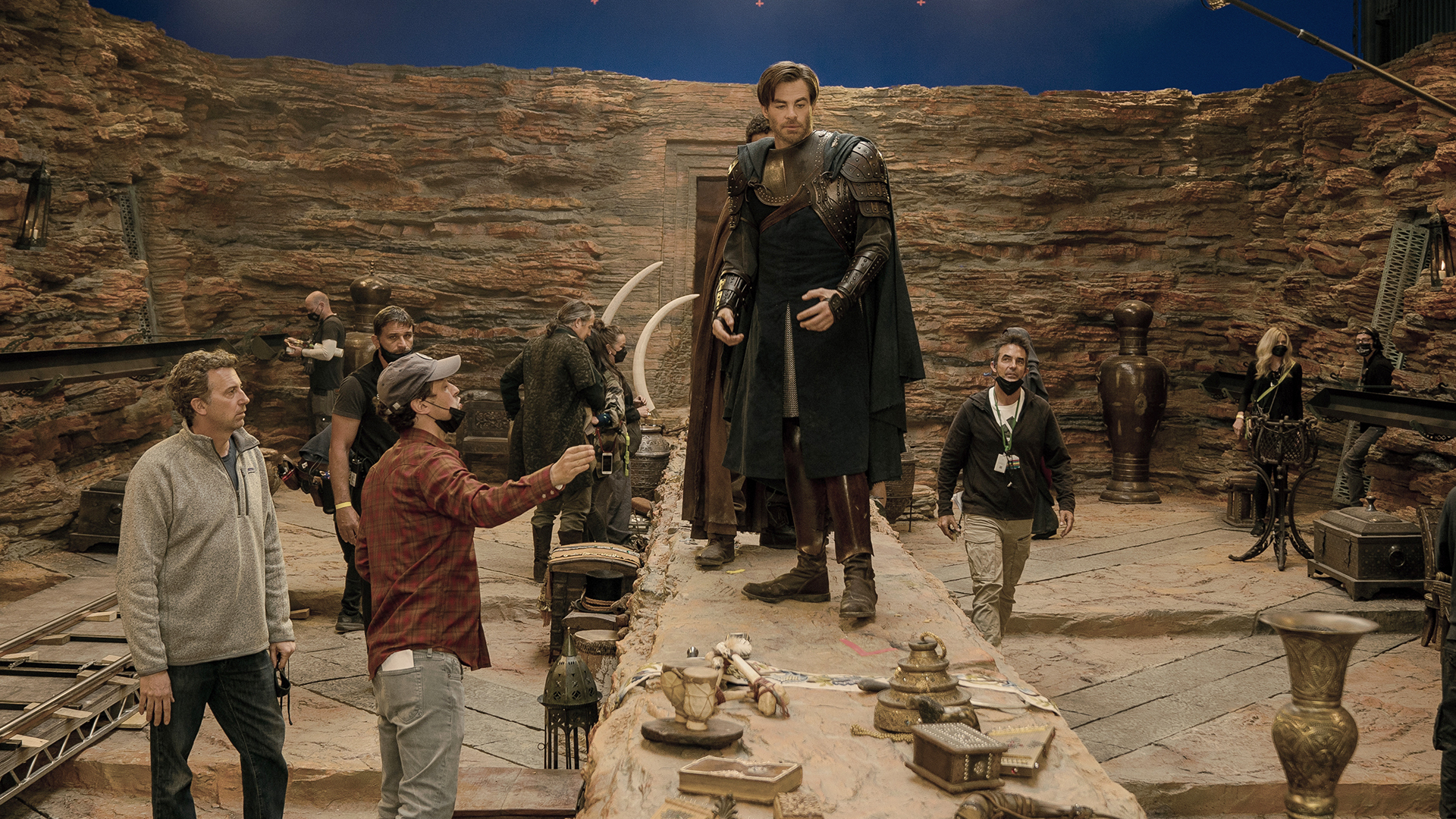 Dungeons & Dragons Directors Talk Chris Pine, Rege Jean Page Movie
