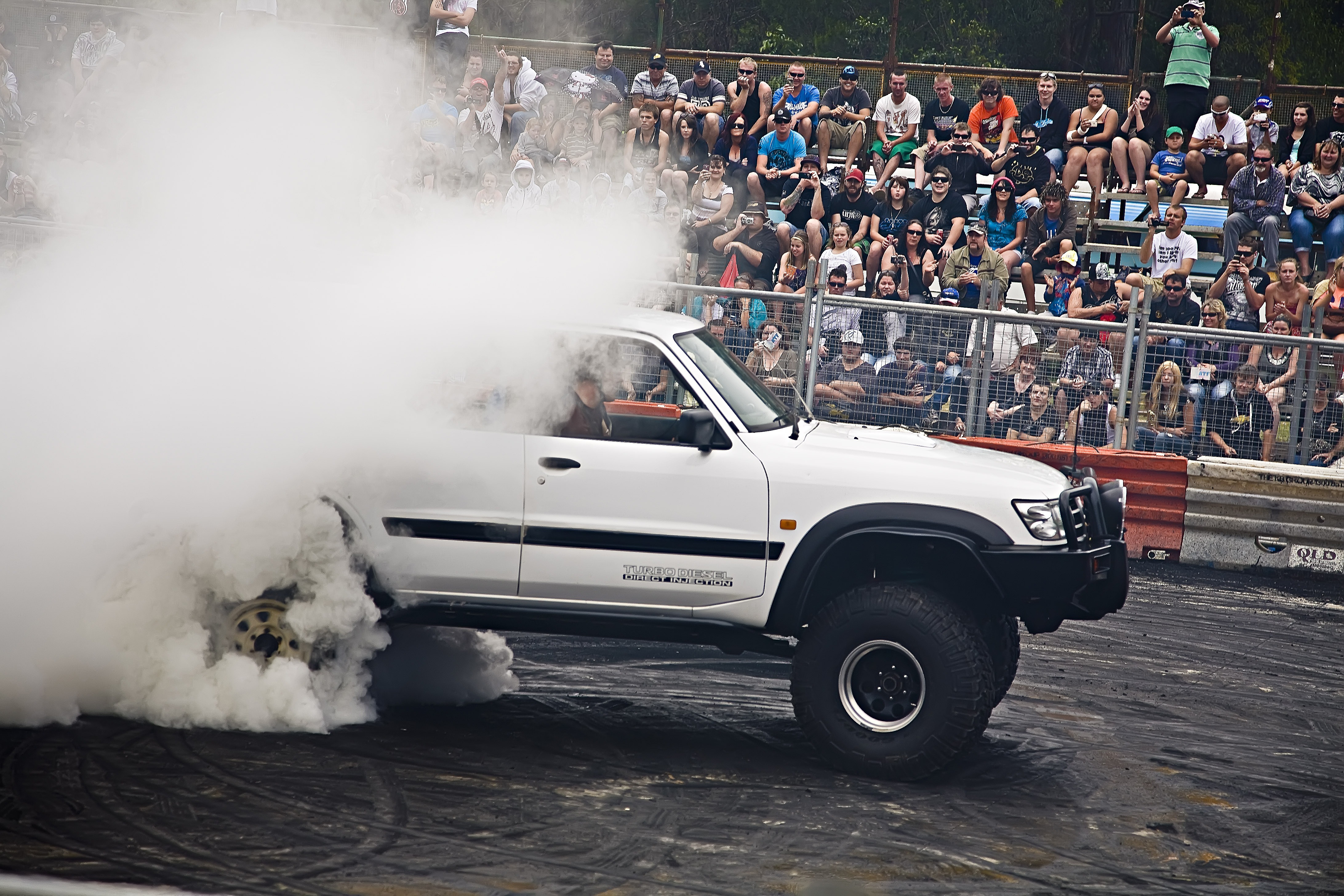 Free Image, snow, car, smoke, crowd, vehicle, mud, weather, power, 4x4, pickup truck, burnout, monster truck, auto racing, automobile make, off roading 4368x2912