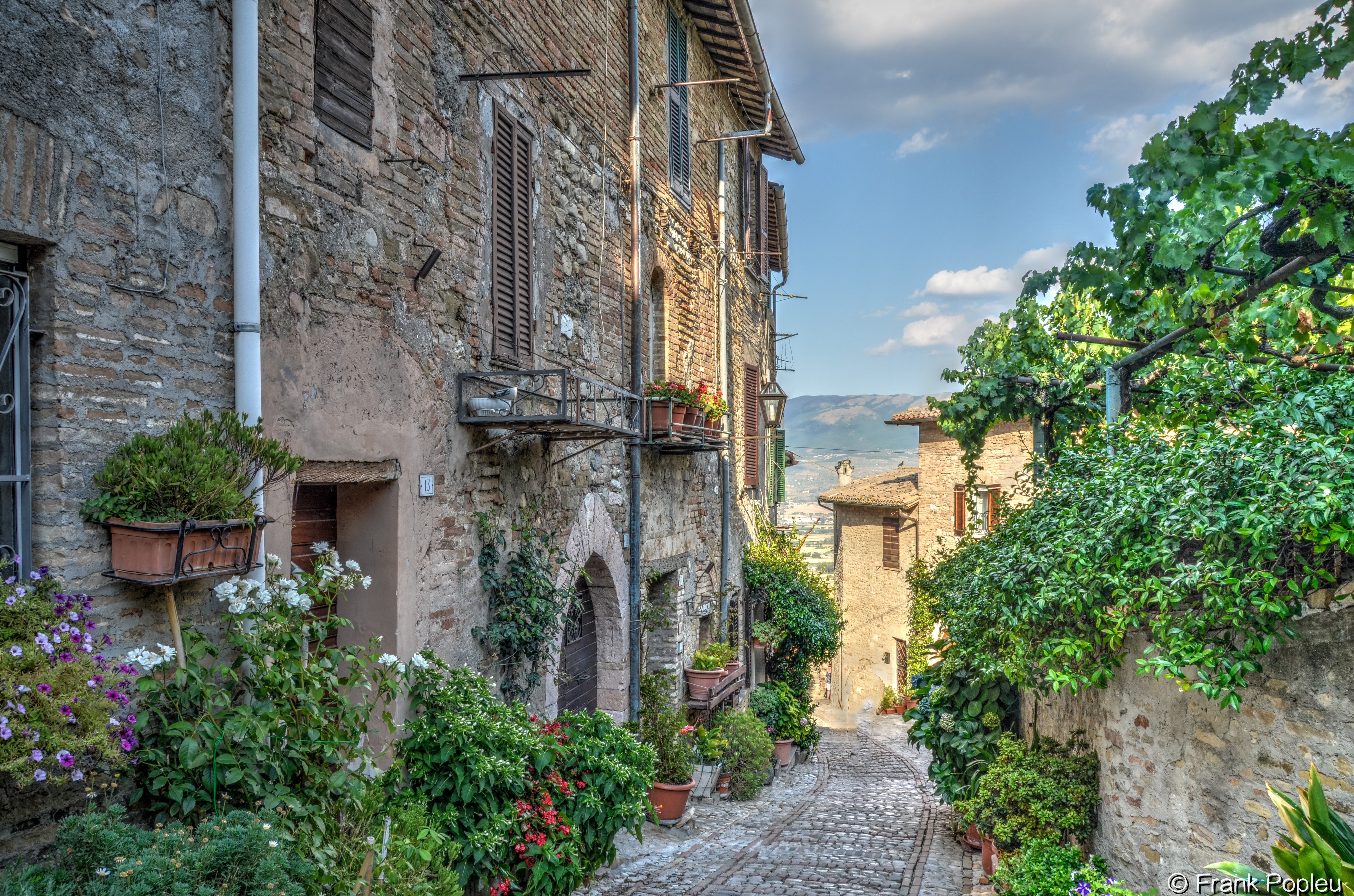 4K, Umbria, Italy, Houses, Street Gallery HD Wallpaper
