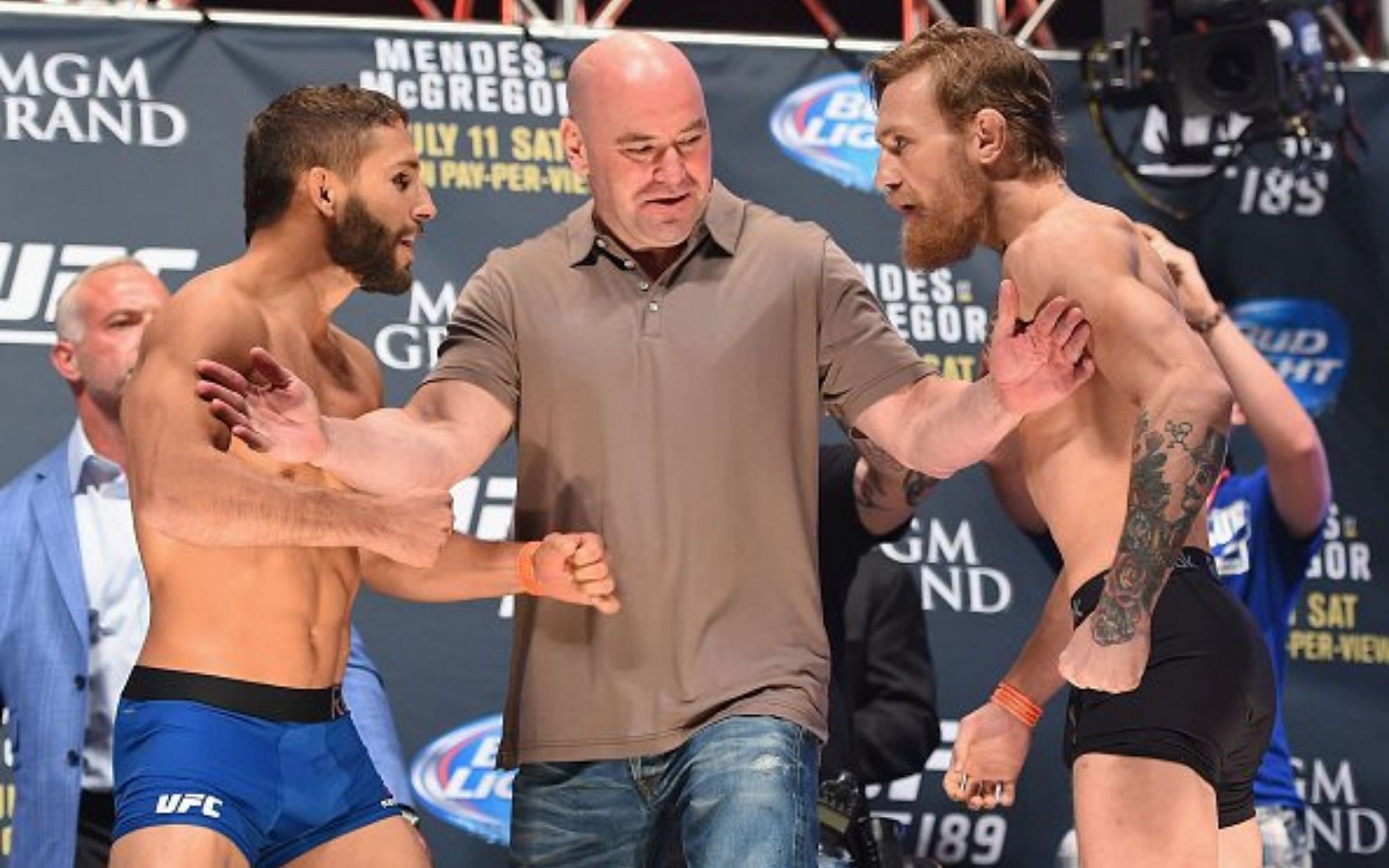 Chad Mendes believes that he would've beaten Conor McGregor with a full training camp