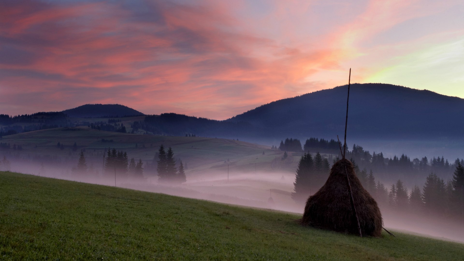 Carpathian Mountains in Ukraine Desktop wallpaper 1920x1080
