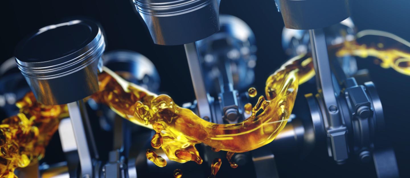 Signs You Are Using Wrong Engine Oil: Oil Leaks, Noises & More